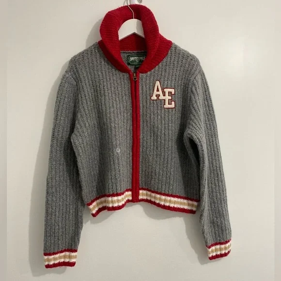 American Eagle Sweater - Picture 3 of 9